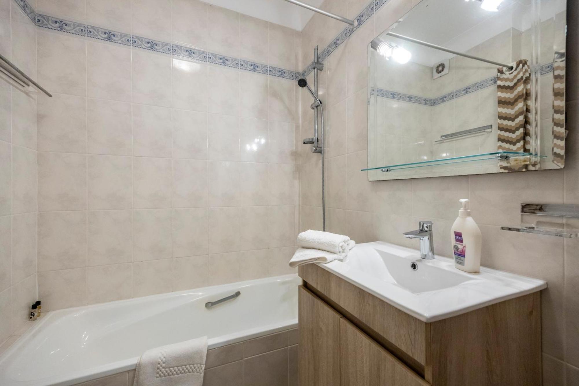 Apartamento Meia Praia Lagos Exteriör bild